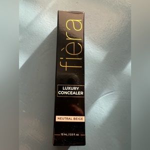 Fiera Cosmetics - Luxury Concealer - Shade Natural Beige NEW IN BOX